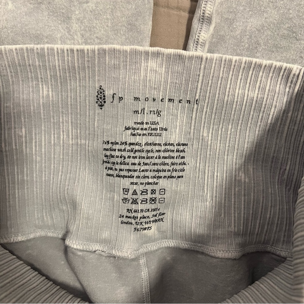 FP Movement Good karma Bike Shorts High-Waisted Ribbed ice gray Like New - Picture 3 of 5